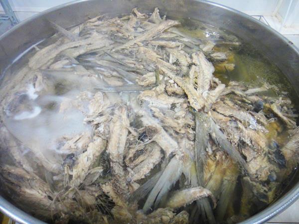 洪氏鮮蝦,膠原魚骨湯